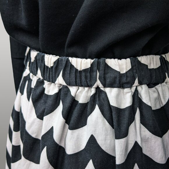 FINAL SALE: Marimekko x UNIQLO Skirt β "Laine" Pattern β Like New - Picture 2 of 7